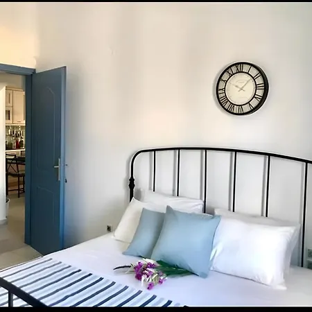 Rising Sun House Santorini